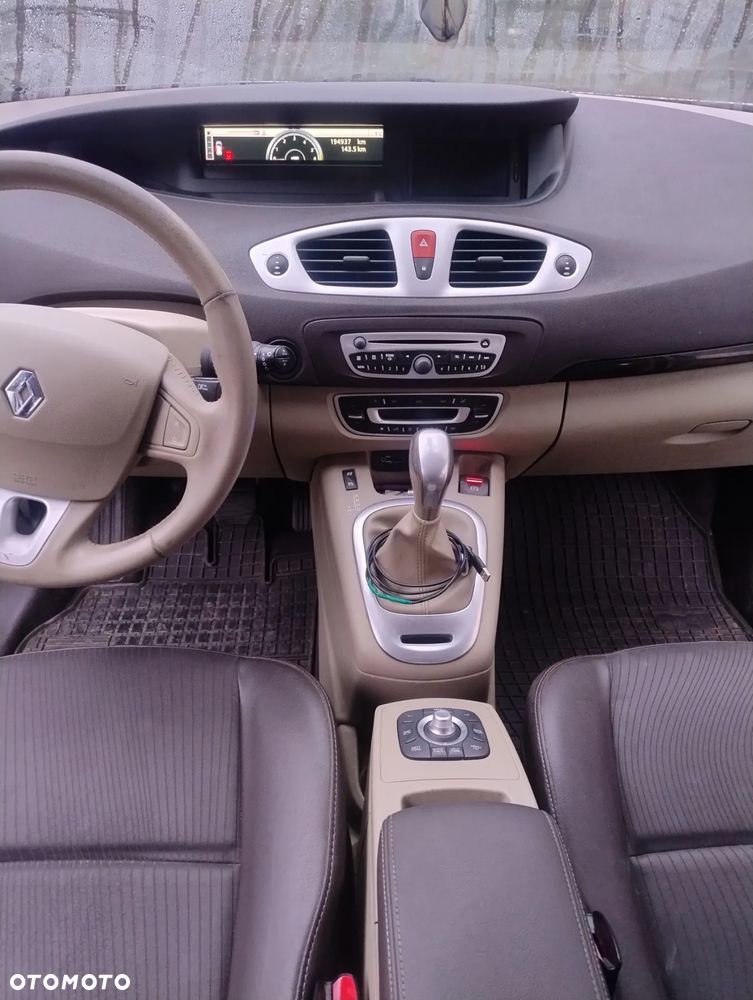 Renault Grand Scenic dCi 150 Automatik Bose Edition - 12