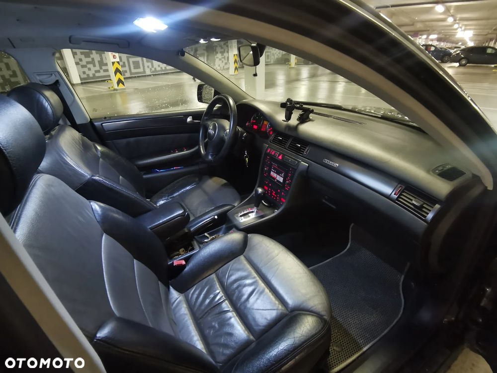 Audi A6 Allroad - 12