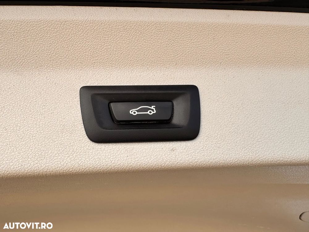 BMW X3 xDrive20d AT Luxury Line - 11