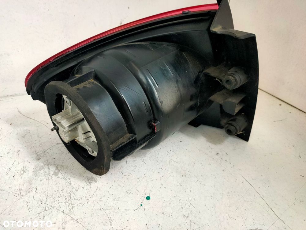lampa lewy tył vw golf v kombi 1k9945095d - 4