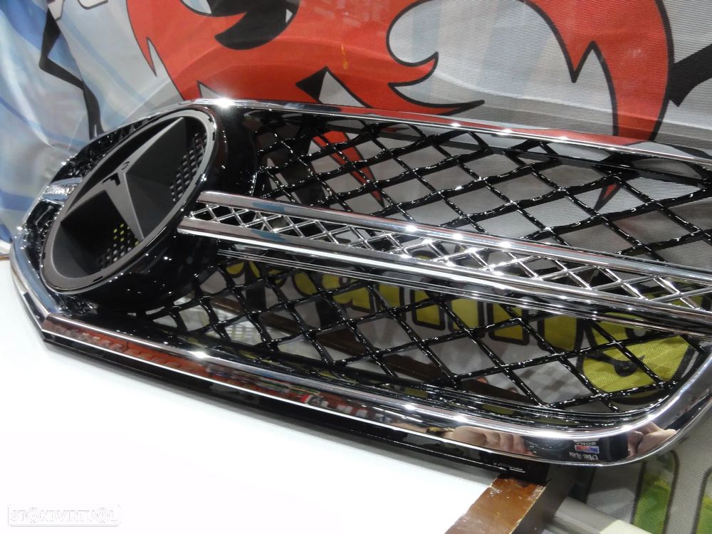Grelha frontal para Mercedes Classe C W204 2007-2014 AMG / C63 look em cromado e preto piano brilhante em plástico ABS - 7