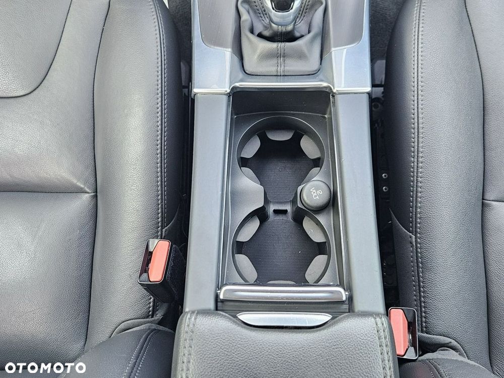Volvo V60 D2 Geartronic Summum - 17