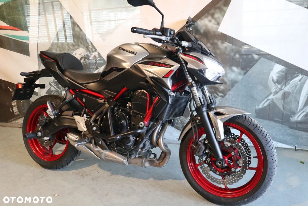 Kawasaki Z 650 - 19