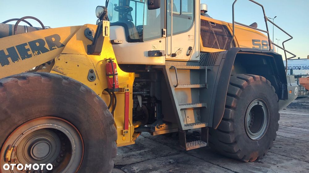 Liebherr L580 - 19