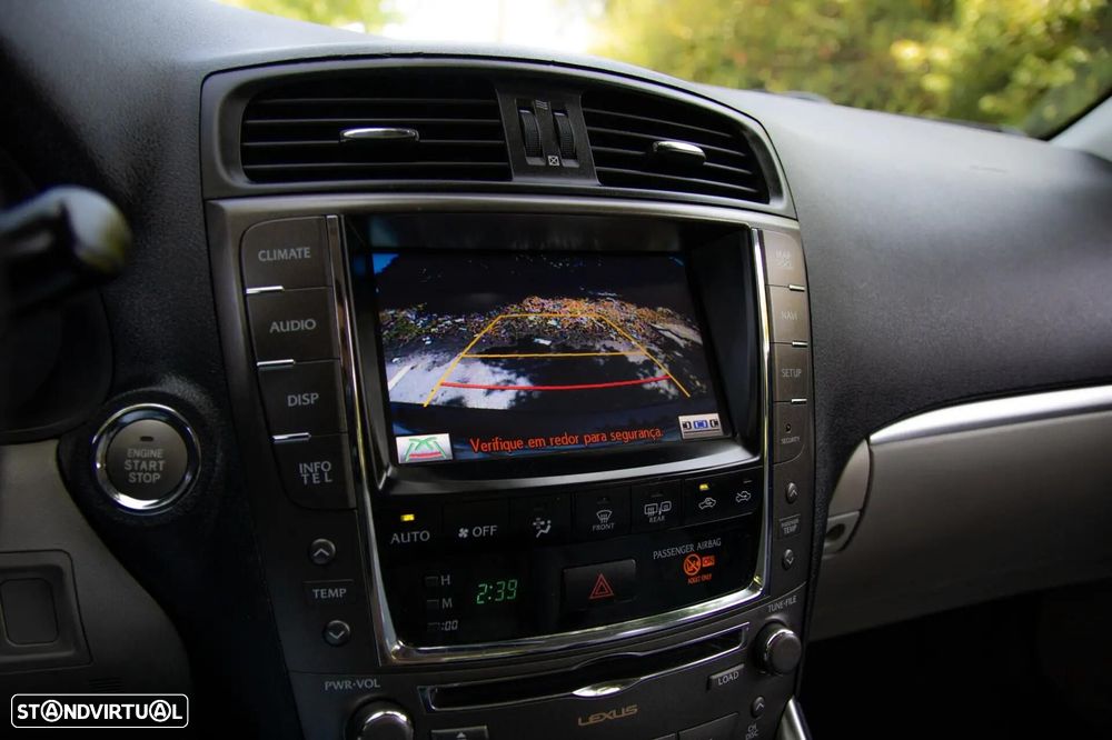 Lexus IS 200 d P.Executive 6G - 7