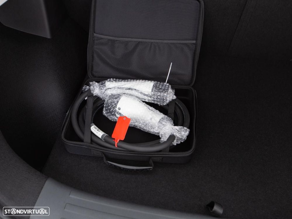 MG ZS EV 72.6 kWh Luxury - 15