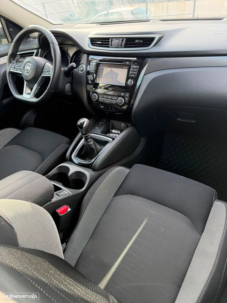 Nissan Qashqai 1.5 dCi N-Connecta - 18