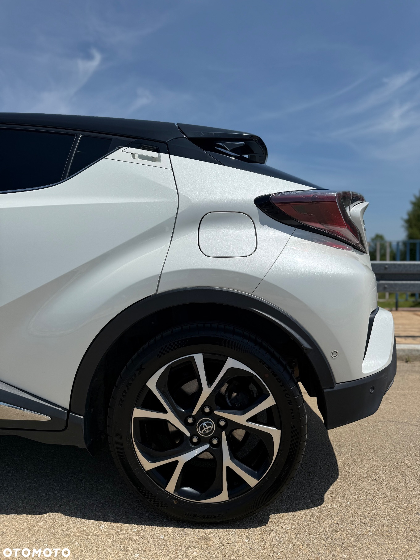 Toyota C-HR 1.8 Hybrid Comfort - 16
