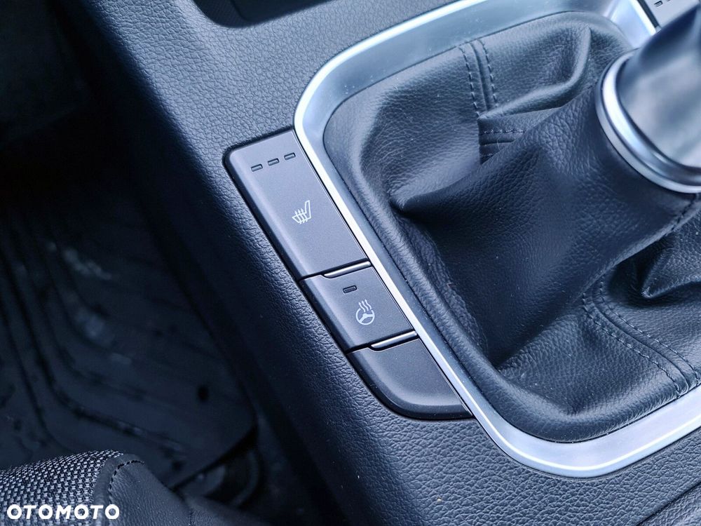 Hyundai i30 1.4 T-GDI Premiere Luxury - 25