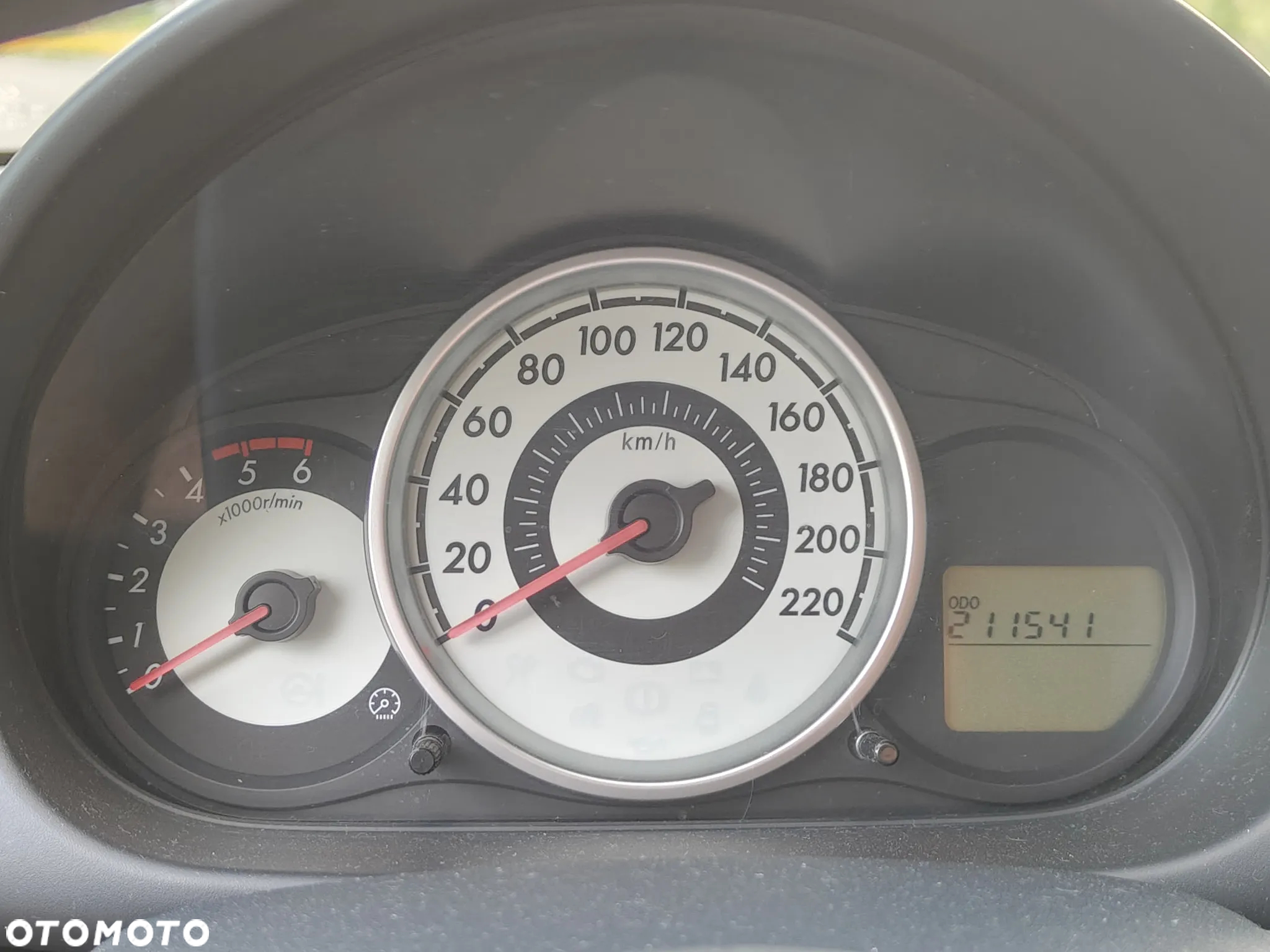 Mazda 2 - 7