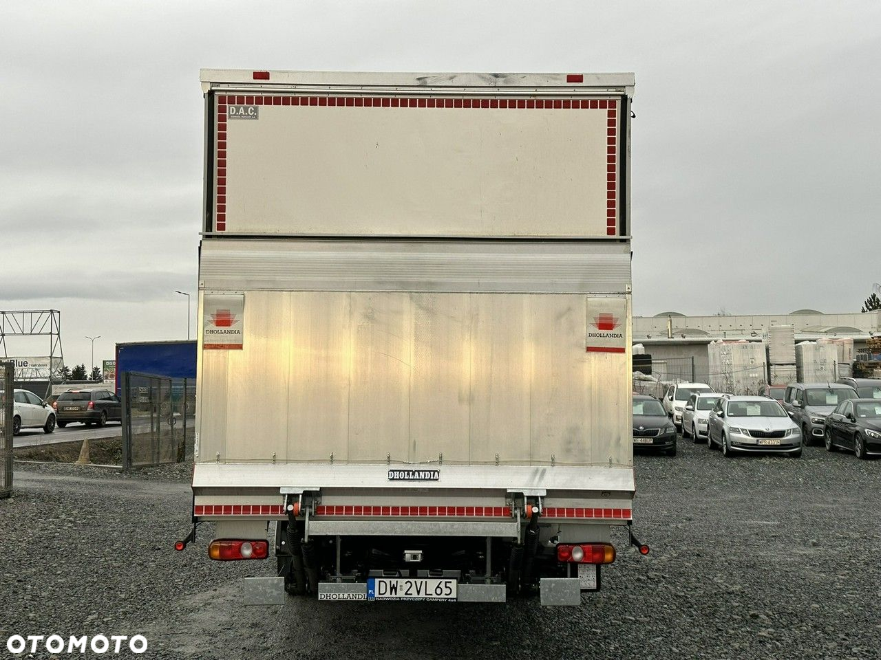 Mitsubishi Fuso Canter - 7