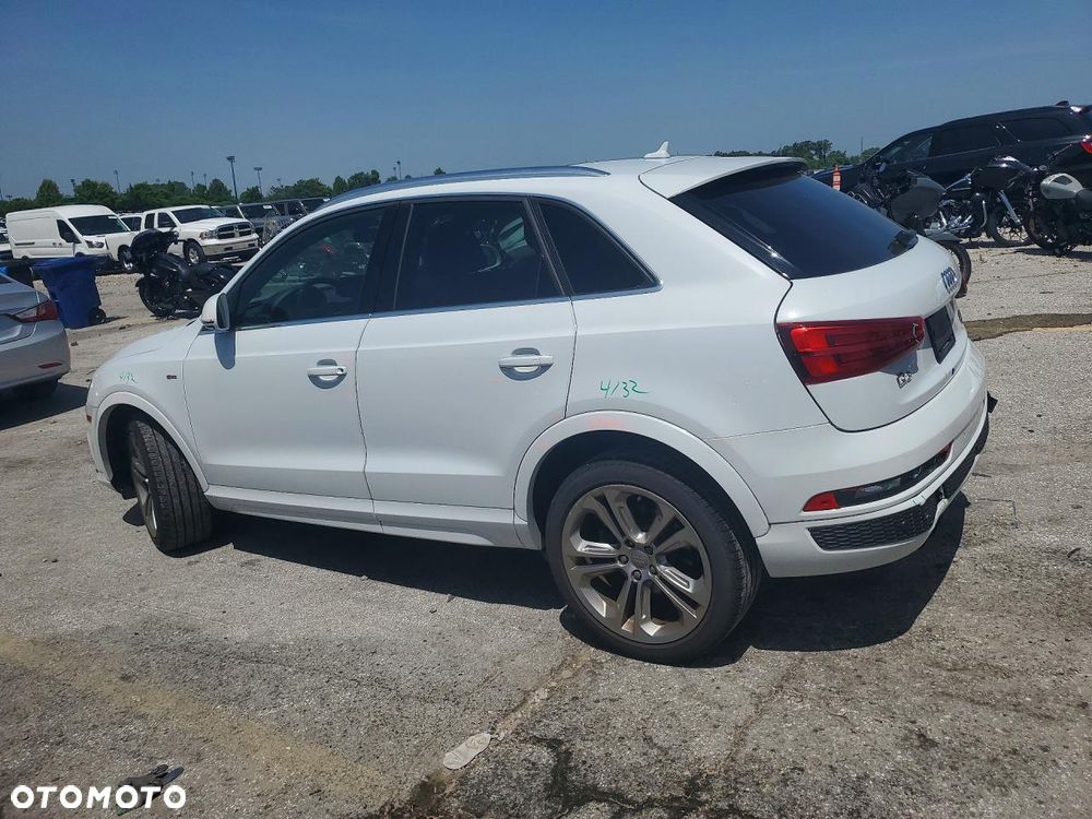 Audi Q3 2.0 TFSI Quattro S tronic - 3