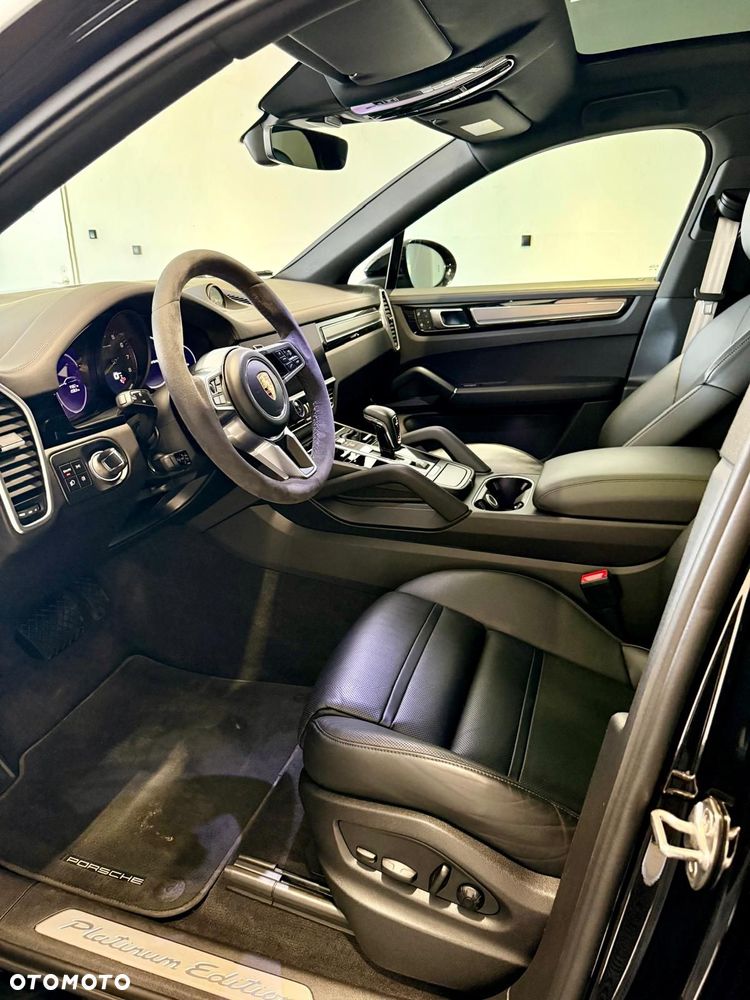 Porsche Cayenne E-Hybrid - 14