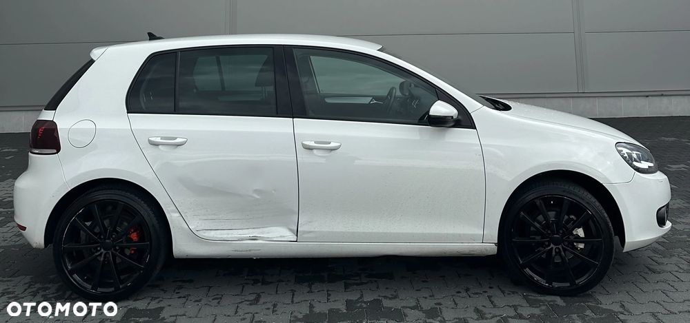 Volkswagen Golf 1.6 TDI Highline - 6