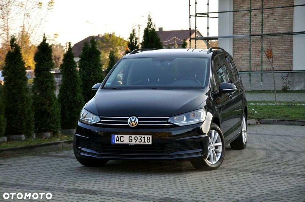 Volkswagen Touran - 8