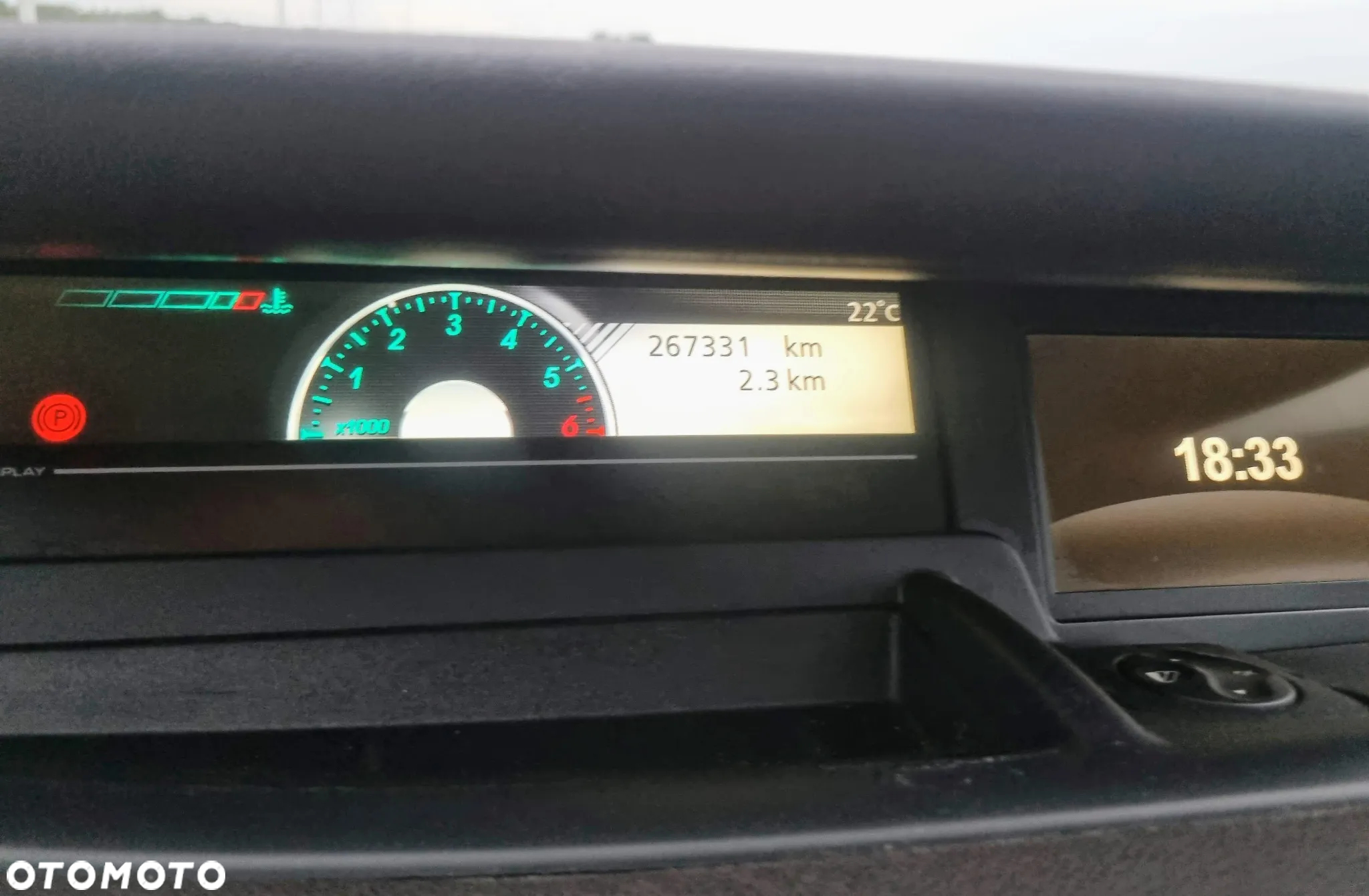 Renault Grand Scenic - 10