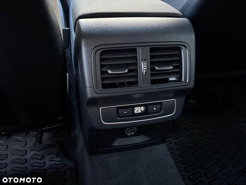 Audi Q5 Sportback - 26