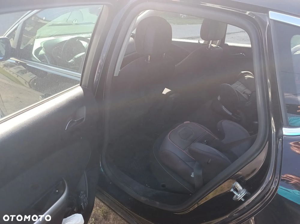 Opel Astra 1.7 CDTI DPF Sport - 12