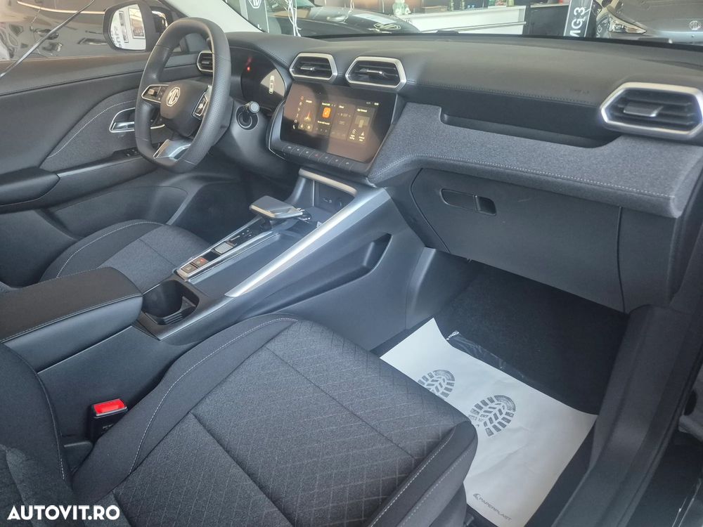 MG ZS HEV Hybrid+ Standard - 32