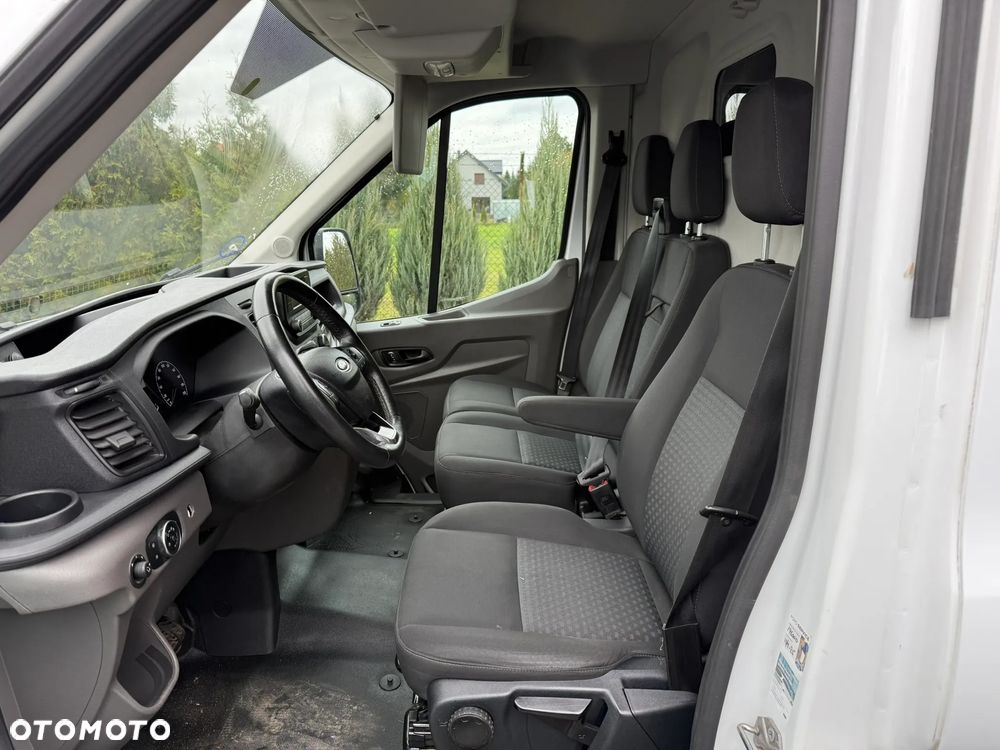 Ford Transit - 15