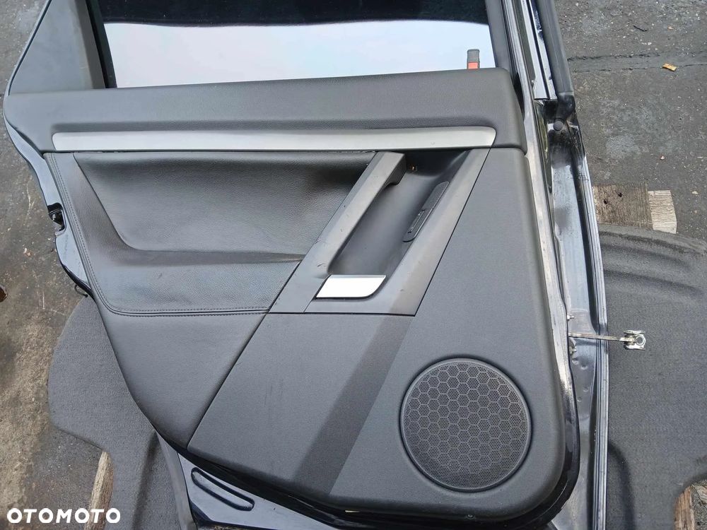 Opel Vectra OPC Sedan Drzwi lewe tylne - 2