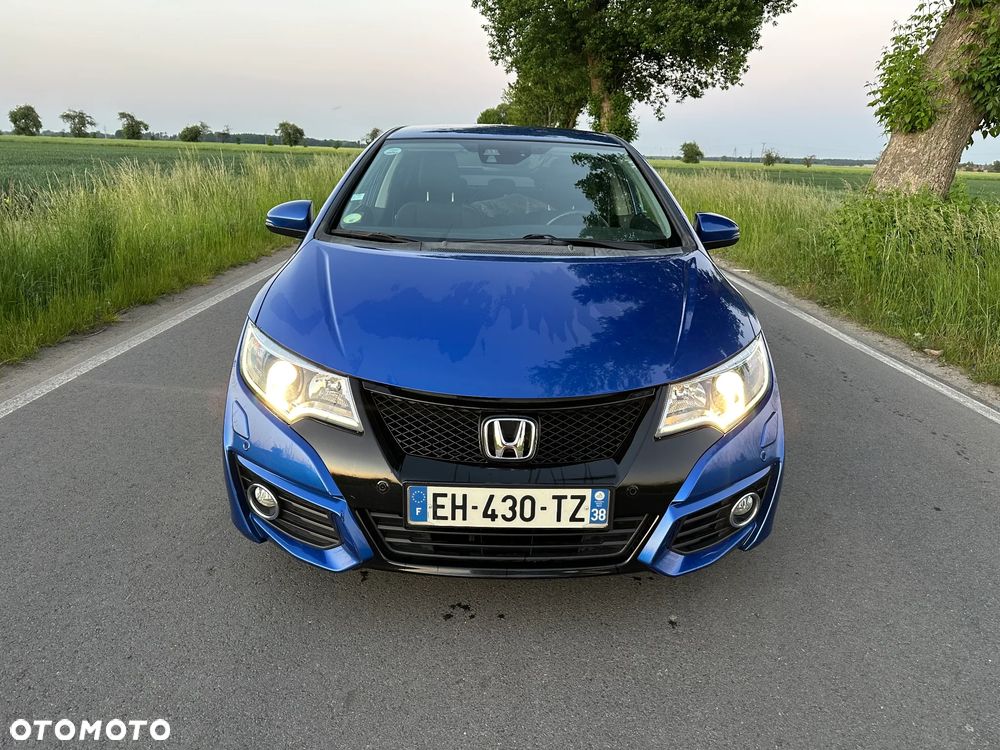 Honda Civic 1.6 i-DTEC Executive Black Edition - 2