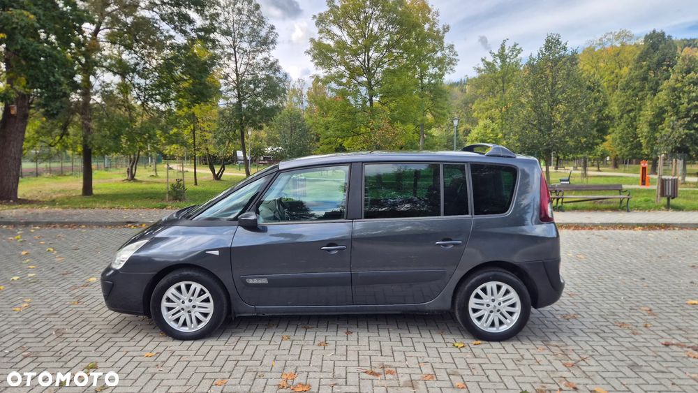 Renault Espace 2.2 dCi Expression - 7