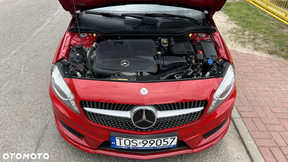 Mercedes-Benz Klasa A 180 AMG Line - 33