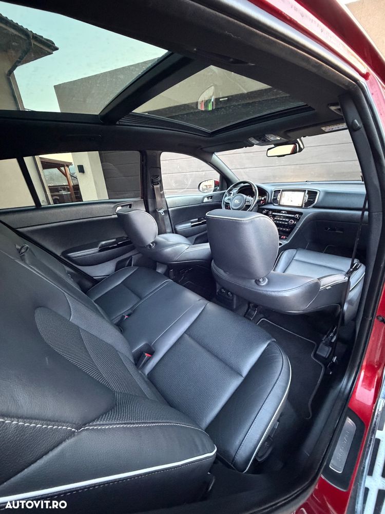 Kia Sportage 2,0 CRDI AWD Aut. GT Line - 3