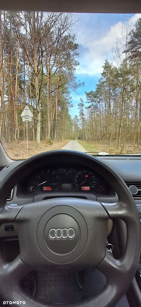 Audi A6 Limousine 2.4 - 10