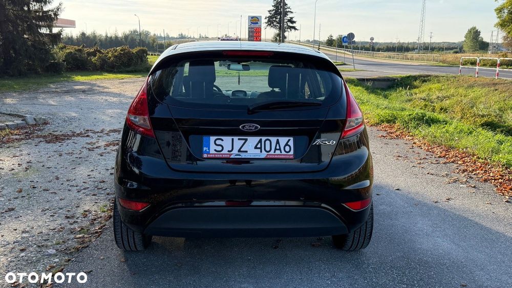 Ford Fiesta 1.25 Ambiente EU5 - 24