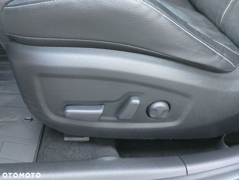 Kia XCeed - 20