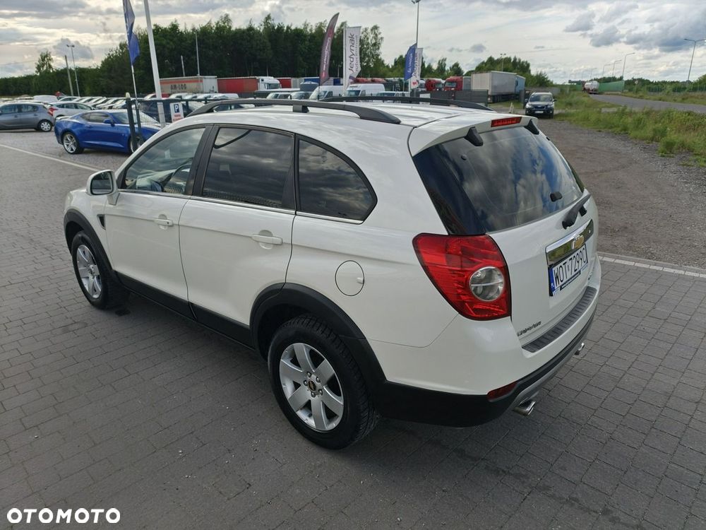 Chevrolet Captiva - 16