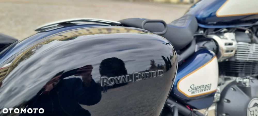 Royal Enfield Super Meteor - 13