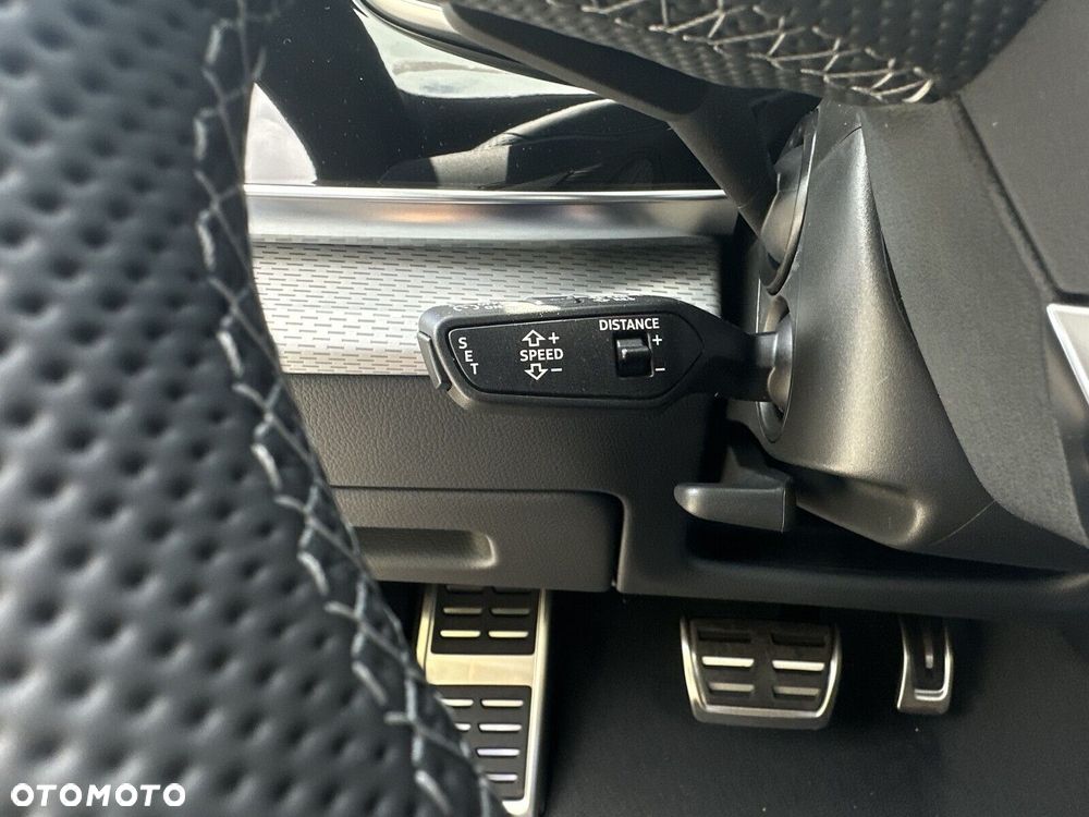 Audi Q8 - 15
