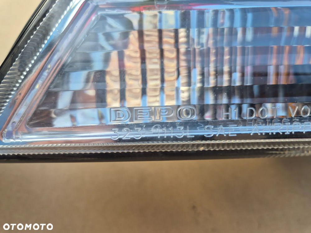KIA Sorento I komplet lamp.Reflektory.2002-2007 - 6