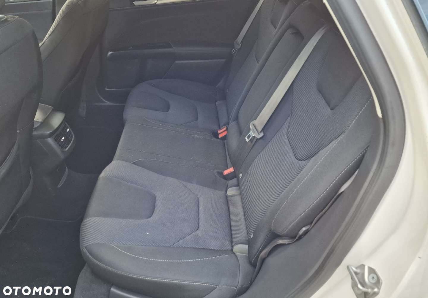Ford Mondeo 2.0 EcoBlue Executive - 22