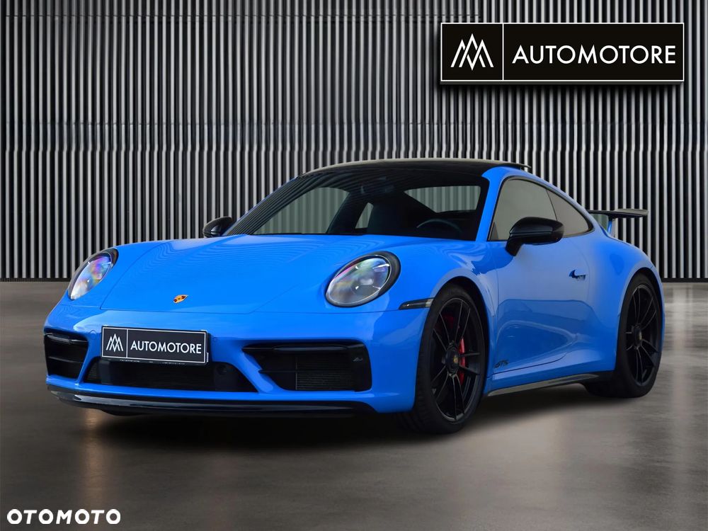 Porsche 911 Carrera 4 GTS - 6