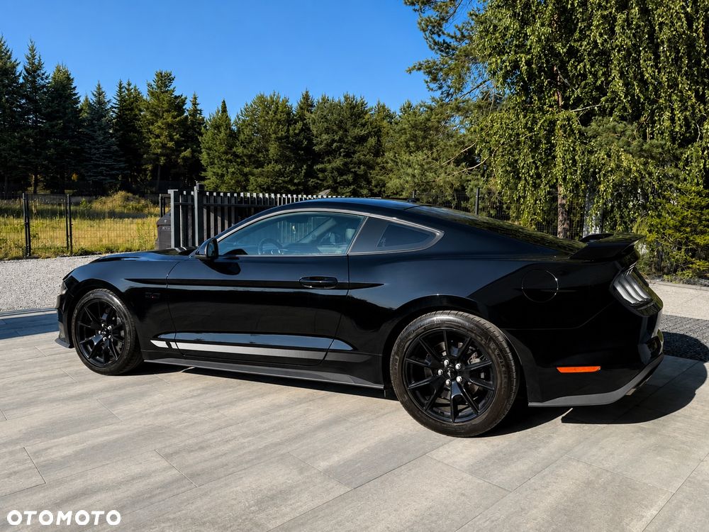 Ford Mustang 5.0 V8 GT - 6