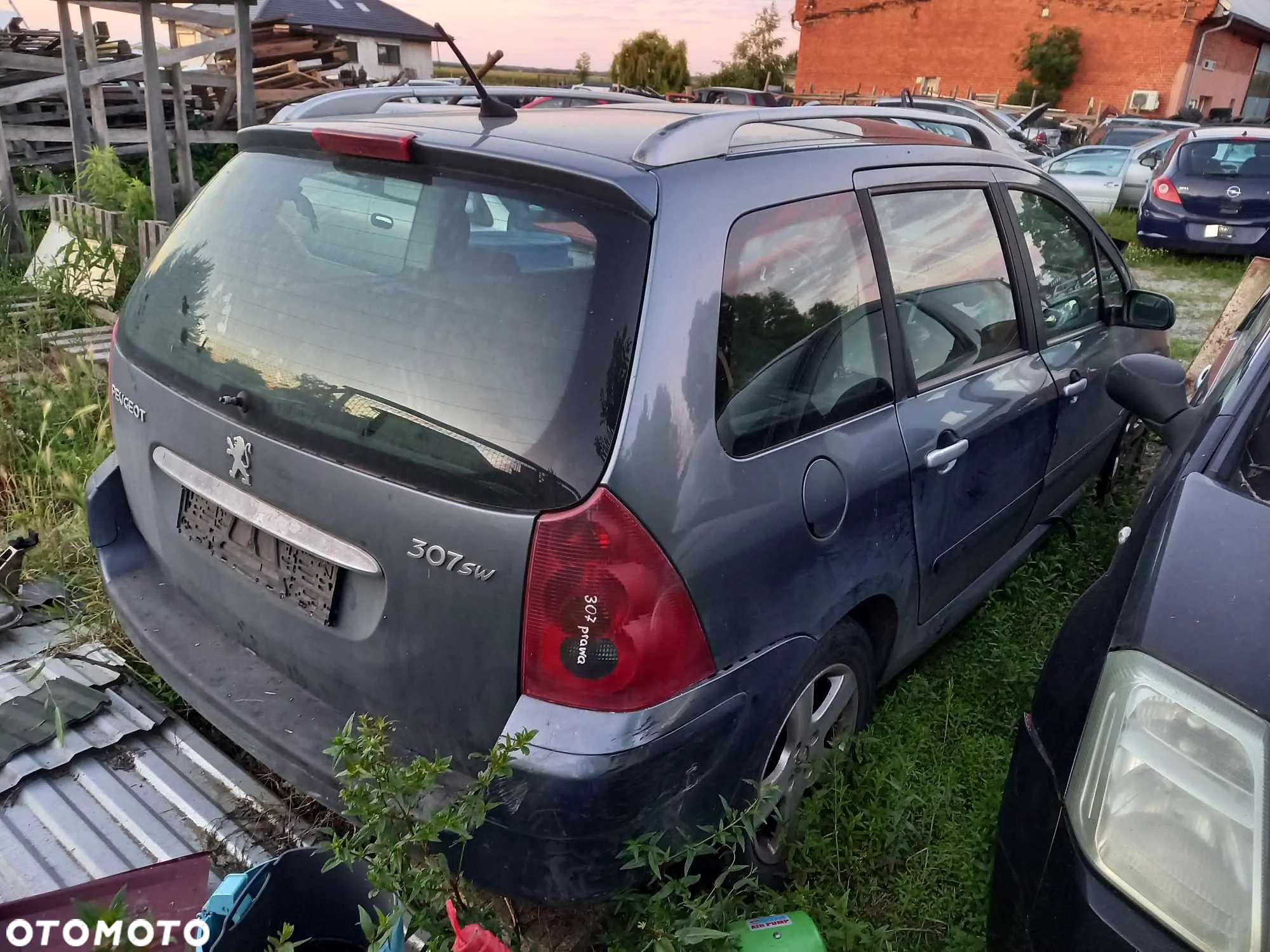Na części Peugeot 307 KOMBI 2002 KOMBI 1.6 HDI - 3
