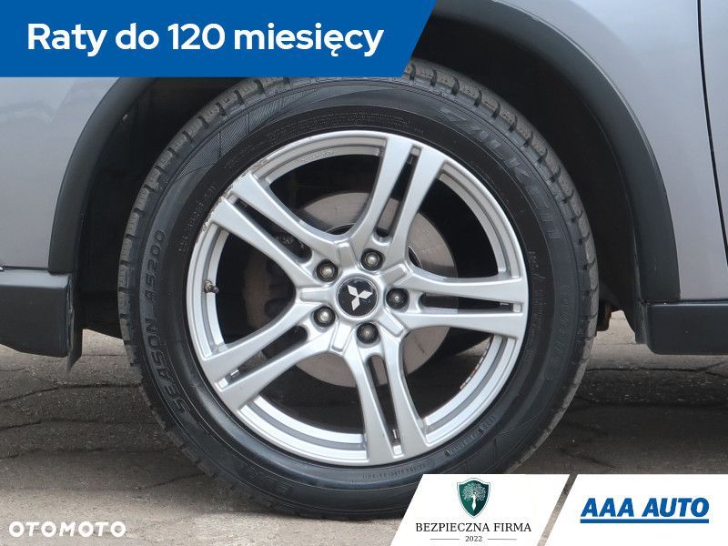 Mitsubishi Outlander - 16