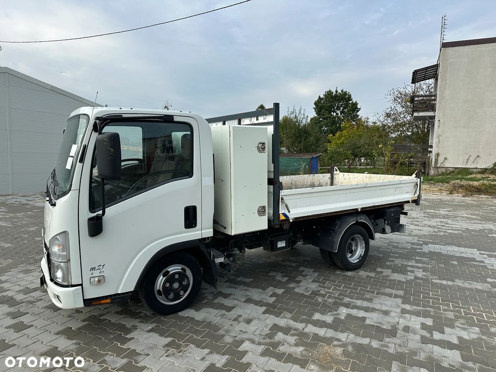Isuzu M 21 - 3