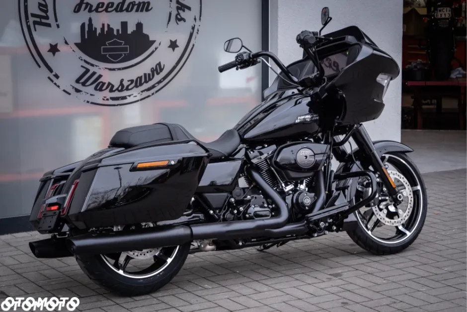Harley-Davidson Touring Road Glide - 8