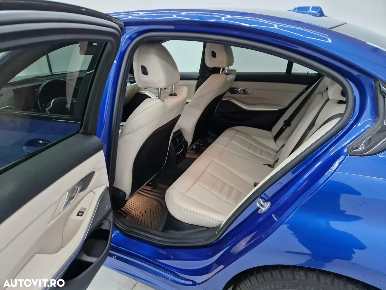 BMW Seria 3 320d xDrive AT MHEV - 8