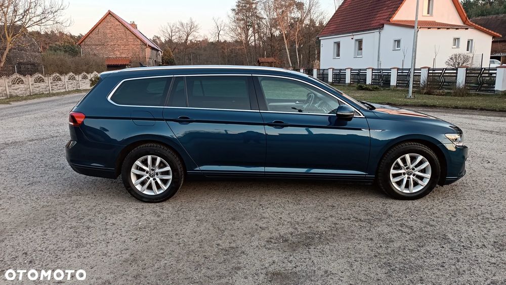 Volkswagen Passat Variant 2.0 TDI SCR DSG Business - 6