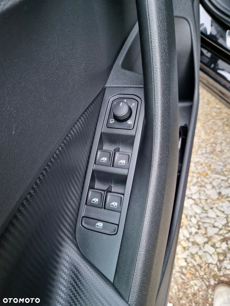 Skoda Kamiq 1.0 TSI Monte Carlo DSG - 9