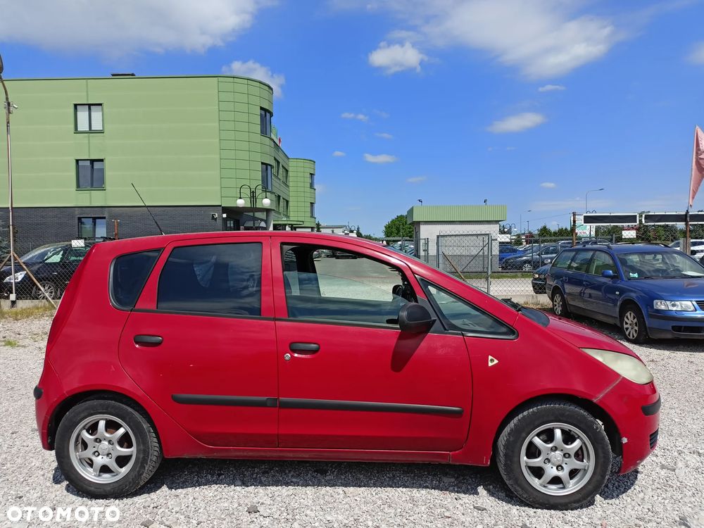 Mitsubishi Colt - 5