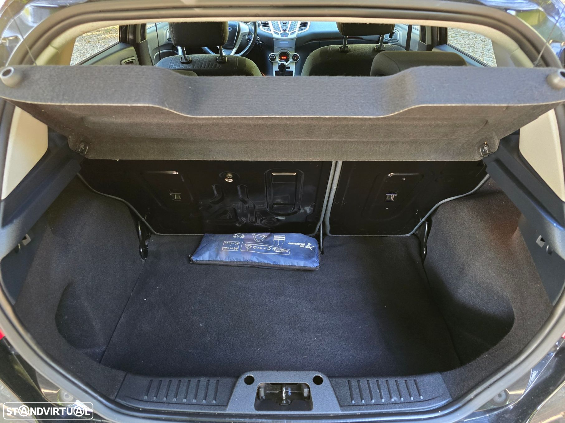 Ford Fiesta 1.4 Titanium Aut. - 26
