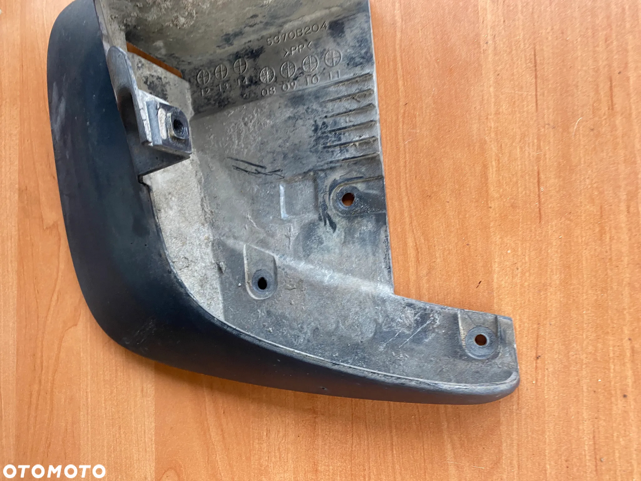 CHLAPACZ OSŁONA BŁOTNIKA PRZEDNI PRAWY MITSUBISHI L200 5370B204 - 4