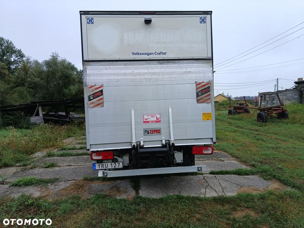 Volkswagen Crafter KONTENER+ winda ZEPRO (750kg) 2.0 diesel 177kM automat 2017 rok - 10